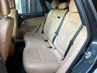 Porsche Macan Macan