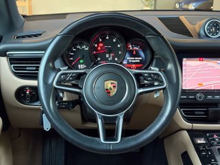 Porsche Macan Macan