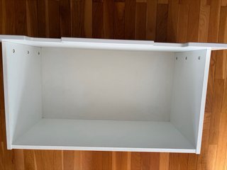 Banco de almacenaje blanco
