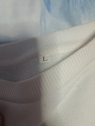 Sudadera blanca básica