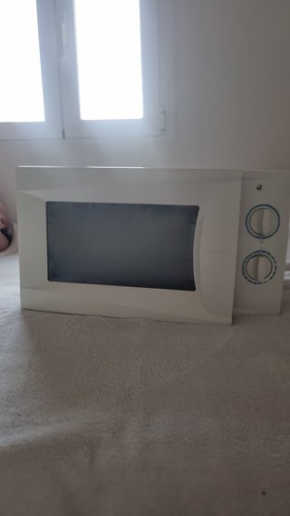Microondas LG Blanco 19L