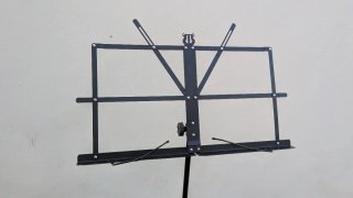 Atril de música infantil negro