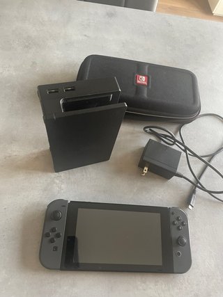 Nintendo Switch Gris + Dock + Funda