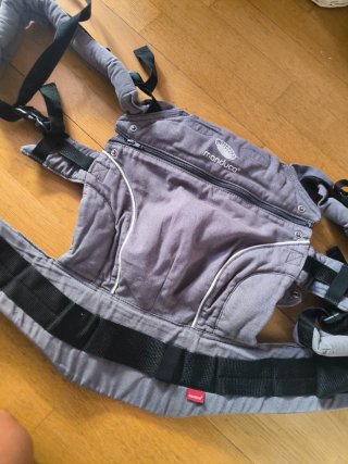Mochila ergonómica Portabebés Manduca Gris