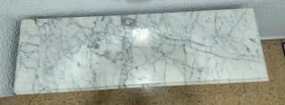 Mueble recibidor vintage negro tapa de mármol