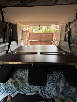 Mueble cama camper T6- estructura madera y colchón