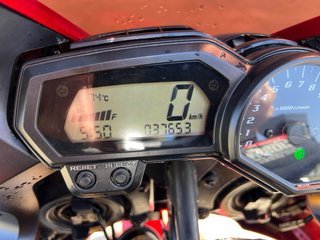 Yamaha FZ1S 2011 Roja