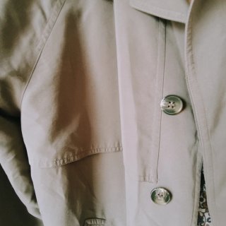 Gabardina gris larga