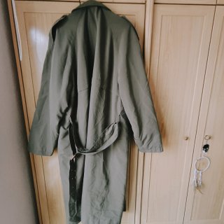 Gabardina gris larga