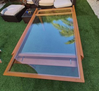 Mesa de comedor extensible de madera y cristal