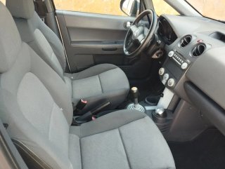 Mitsubishi Colt 2006