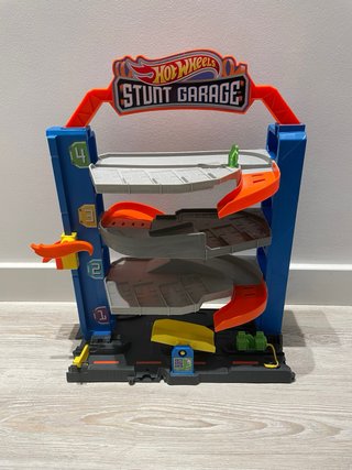 Garage Hot Wheels Stunt Garage