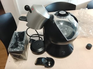 Cafetera Dolce Gusto Negra