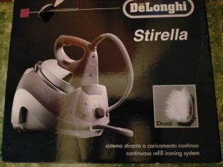 Plancha de Vapor DeLonghi Stirella