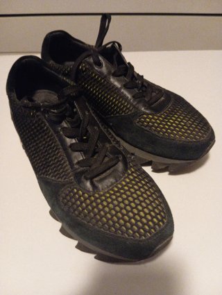 Zapatillas Doltse Negras y Verdes