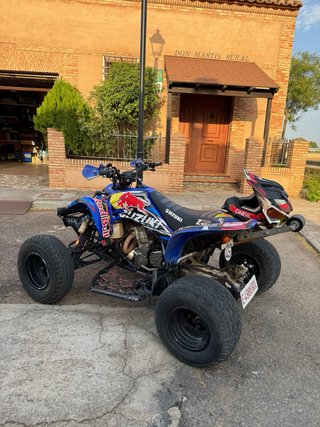 Suzuki LTZ 400