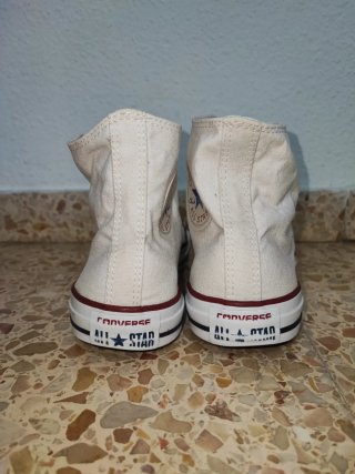 Converse Chuck Taylor Blancas Talla 41