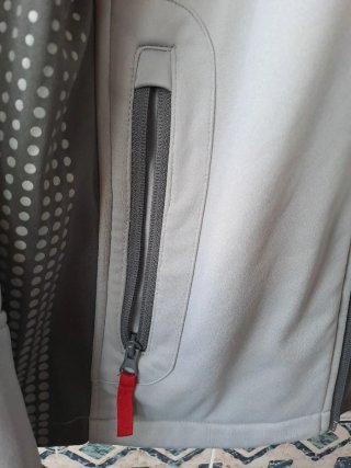 Chaqueta Bridgestone gris