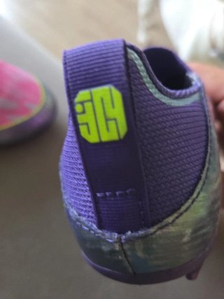 Botas de fútbol talla 31 F50
