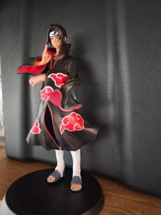 Figura Itachi Uchiha Akatsuki