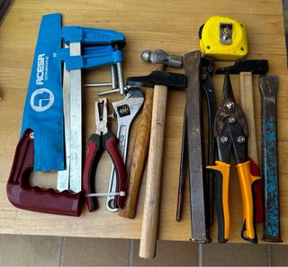 Caja de herramientas metálica con lote profesional