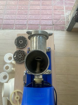 Picadora de carne eléctrica con accesorios