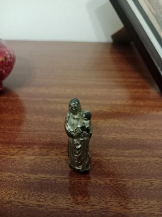 Figura Virgen María plomo