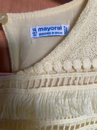 Vestido amarillo Mayoral con volantes