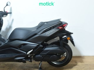 YAMAHA XMAX 125