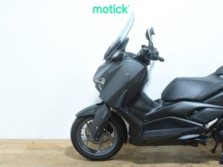 YAMAHA XMAX 125