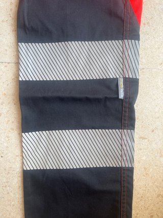 Pantalón de trabajo naranja y negro