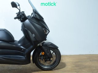 YAMAHA XMAX 125