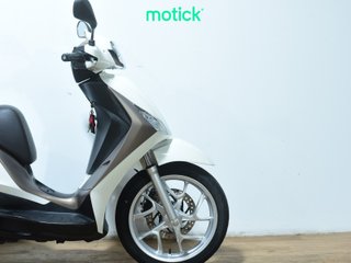 PIAGGIO MEDLEY 125 (TOP CASE)