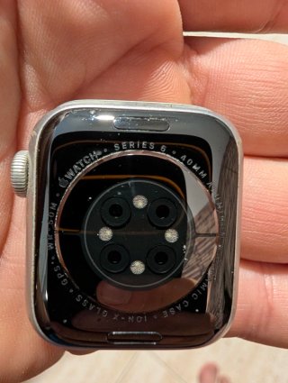 Apple Watch Series 6 40mm GPS + Cellular