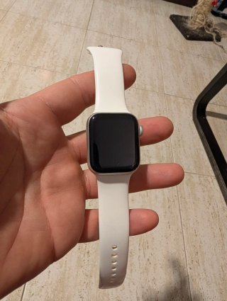Apple Watch Series 6 40mm GPS + Cellular