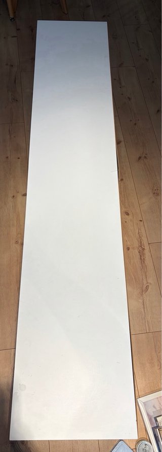 Mueble TV blanco y madera