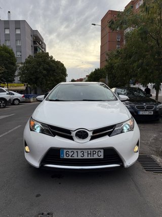 Toyota Auris 2013