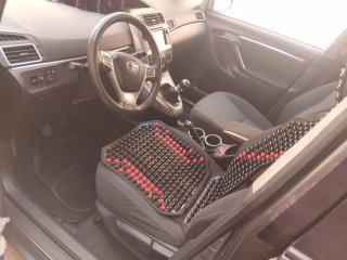 Toyota avensis verso 2013