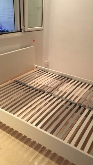 Cama IKEA ASKVOLL 140x200 Blanca
