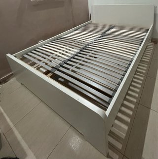 Cama IKEA ASKVOLL 140x200 Blanca