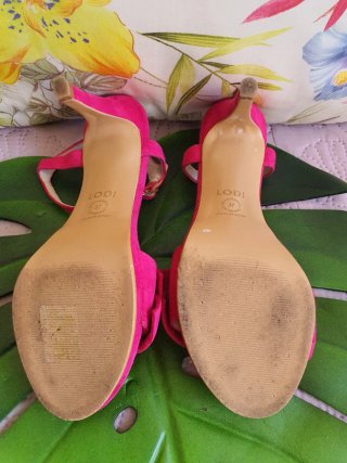 Sandalias LODI T37 Ante Fucsia