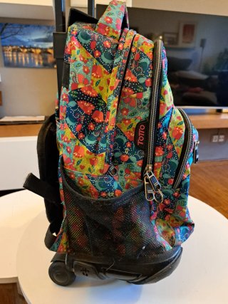 Mochila Totto con ruedas