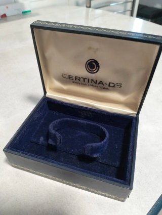 Caja Certina DS