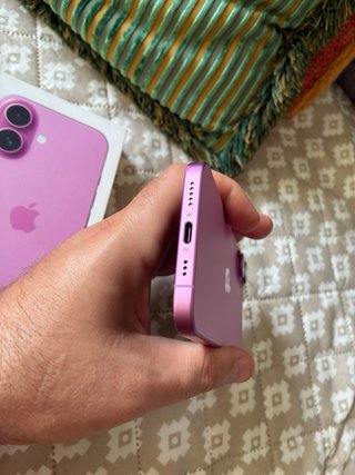 iPhone 16 Rosa