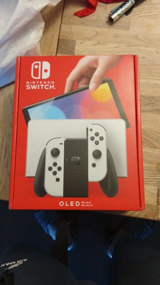 Nintendo Switch OLED Bianca e Nera