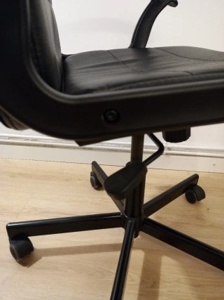 Silla de estudio negra
