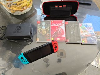 Nintendo Switch Azul y Rojo