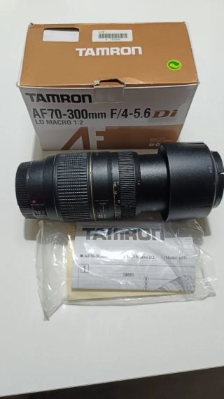Objetivo Tamron AF 70-300mm F/4-5.6 Di LD Macro