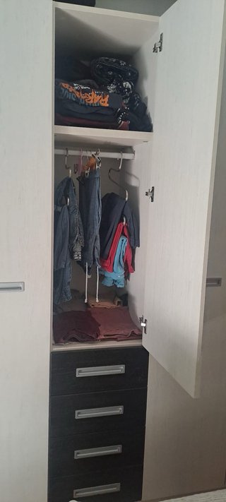 Armario modular moderno gris y negro
