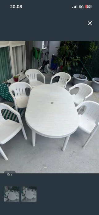 Mesa de jardín blanca con 6 sillas precio negociab